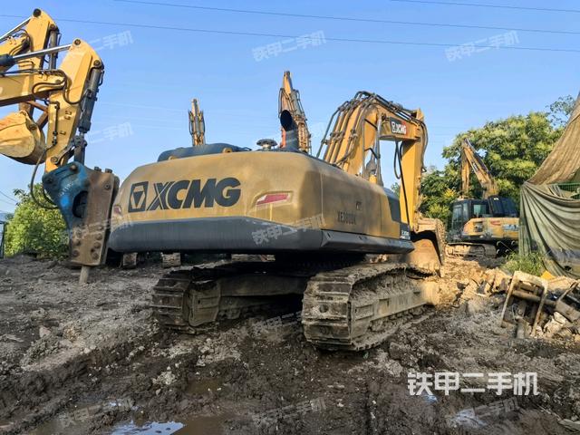 左后45(整機(jī)外觀) 左后45(整機(jī)外觀)