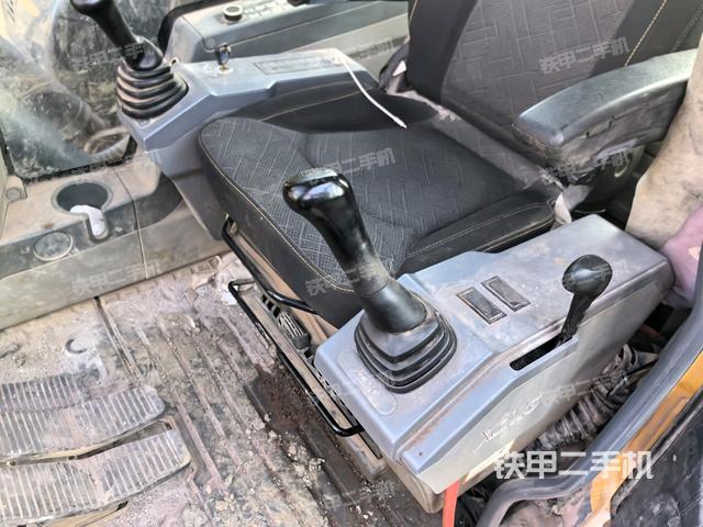 小時(shí)表(駕駛室部分) 小時(shí)表(駕駛室部分)