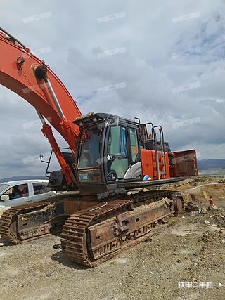 日立ZX490LCH-5A挖掘机实拍图片