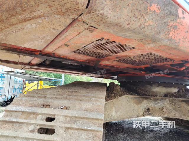 整機(jī)右后45°(整機(jī)外觀) 整機(jī)右后45°(整機(jī)外觀)