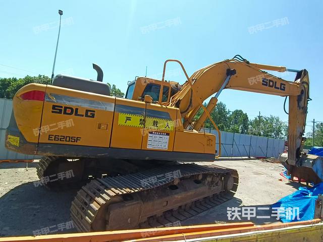 整机右后45°（整机外观）