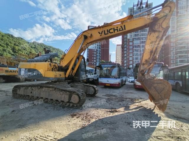 大臂整體?右側(cè)(工作和回轉(zhuǎn)裝置) 大臂整體?右側(cè)(工作和回轉(zhuǎn)裝置)
