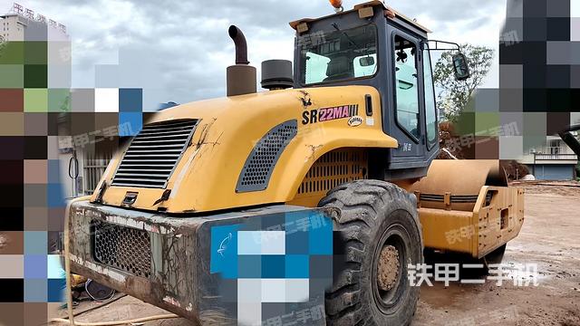 右后45°（壓路機(jī)整機(jī)外觀）