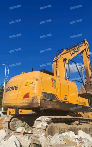 柳工CLG913E挖掘机实拍图片