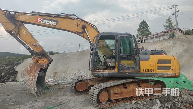 驾驶室整体（整机外观）