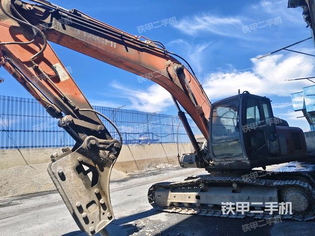 日立ZX240-3挖掘機(jī)