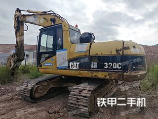 卡特彼勒320C挖掘机实拍图片