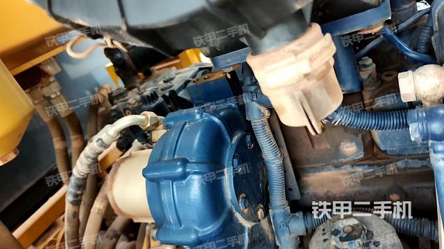 風(fēng)扇及皮帶（壓路機(jī)發(fā)動(dòng)機(jī)艙）