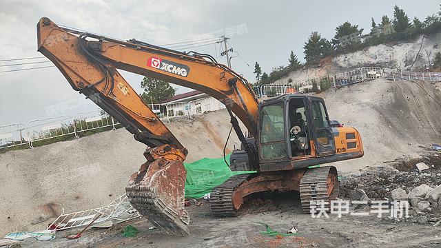 徐工XE205DA挖掘機(jī)