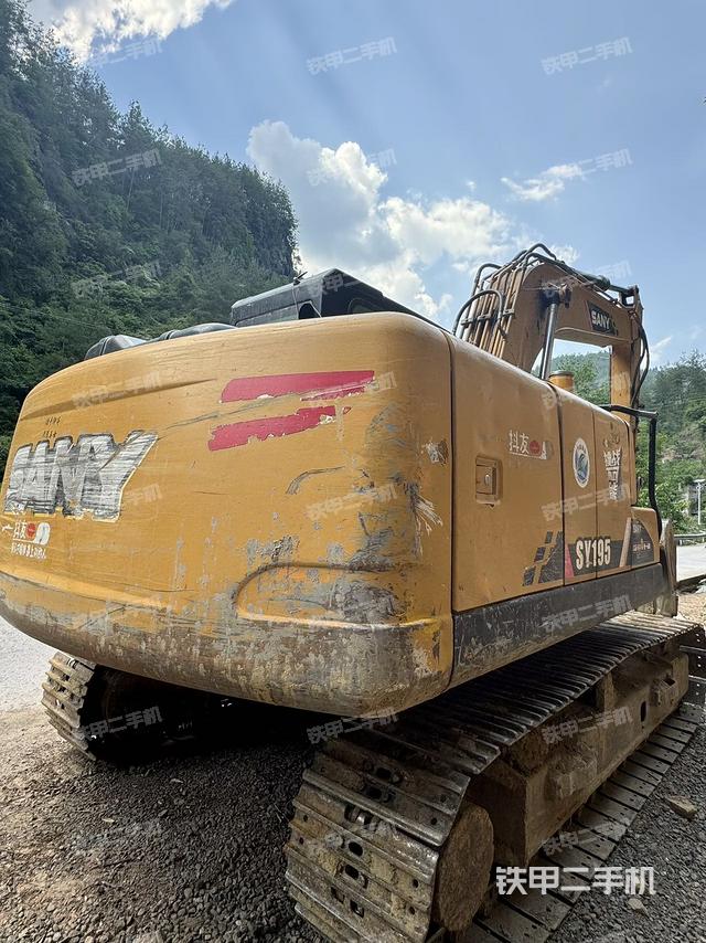 整機(jī)右后45°(整機(jī)外觀) 整機(jī)右后45°(整機(jī)外觀)