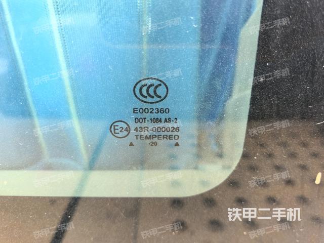 后窗玻璃角標(biāo)(駕駛室部分) 后窗玻璃角標(biāo)(駕駛室部分)