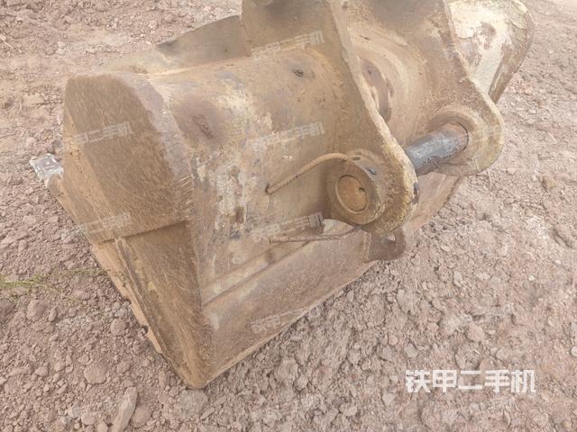 鏟斗45度(工作和回轉(zhuǎn)裝置) 鏟斗45度(工作和回轉(zhuǎn)裝置)