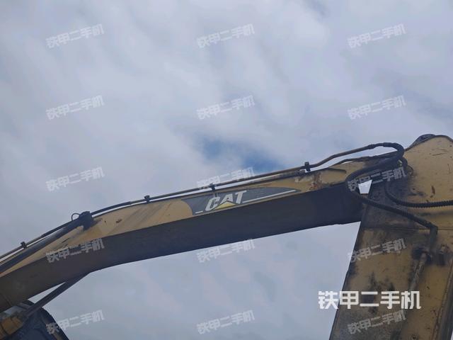 大臂整體?右側(cè)(工作和回轉(zhuǎn)裝置) 大臂整體?右側(cè)(工作和回轉(zhuǎn)裝置)