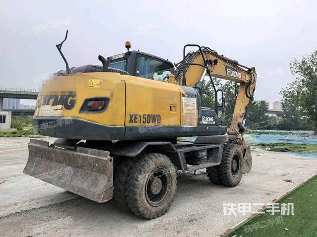 右后45(整機(jī)外觀) 右后45(整機(jī)外觀)