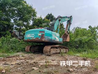 神钢SK200超8挖掘机实拍图片