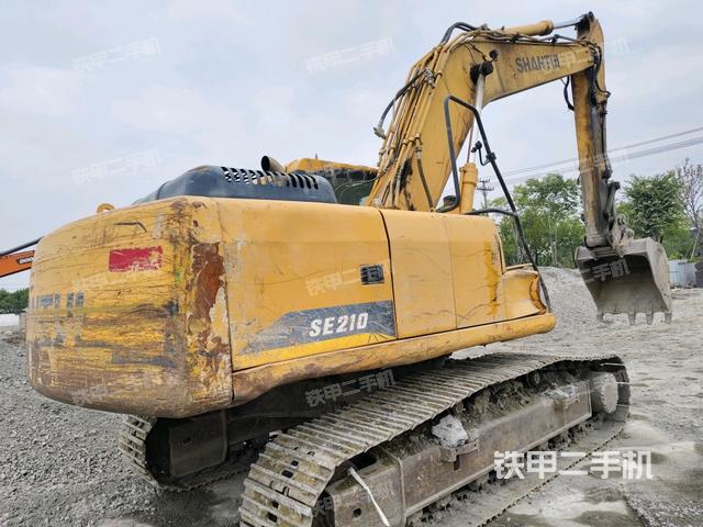 右后45(整機外觀) 右后45(整機外觀)