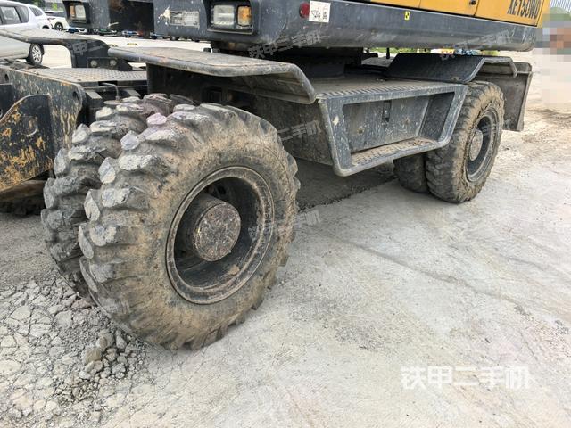 右驅(qū)動(dòng)輪(行走機(jī)構(gòu)) 右驅(qū)動(dòng)輪(行走機(jī)構(gòu))