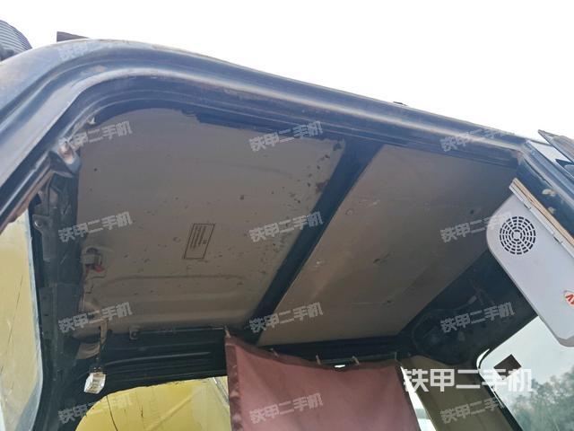 頂棚整體(駕駛室部分) 頂棚整體(駕駛室部分)