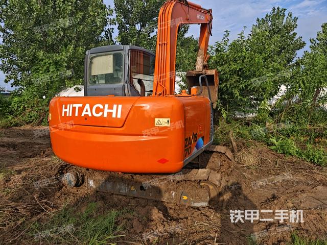 右后45(整機外觀) 右后45(整機外觀)