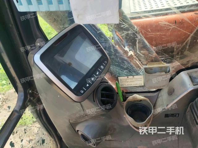 顯示屏?(駕駛室部分) 顯示屏?(駕駛室部分)