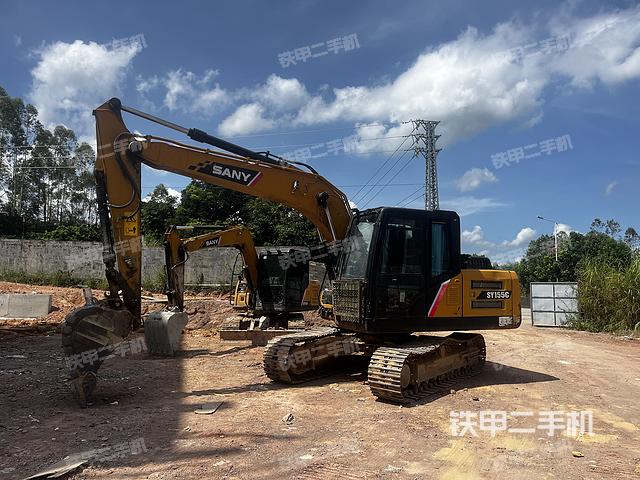 三一重工SY135C(國(guó)四)挖掘機(jī)