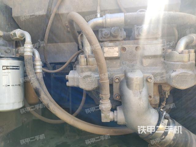 液壓泵斜45?左(大件艙室) 液壓泵斜45?左(大件艙室)