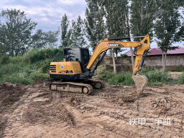 整机右后45°(整机外观) 整机右后45°(整机外观)