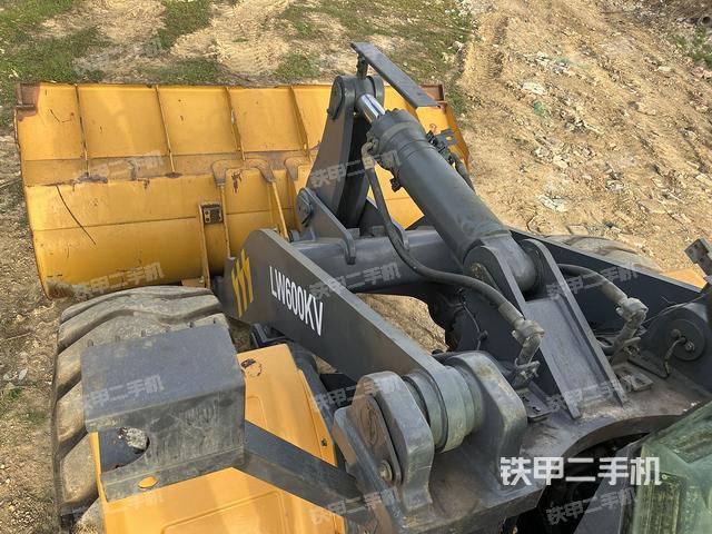 驾驶室操作台（整机外观及大件）