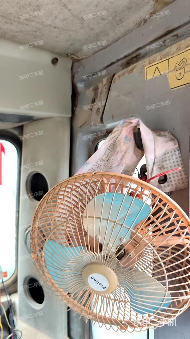 小时表(驾驶室部分) 小时表(驾驶室部分)