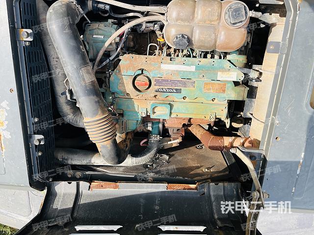 发动机整体俯视（整机外观）