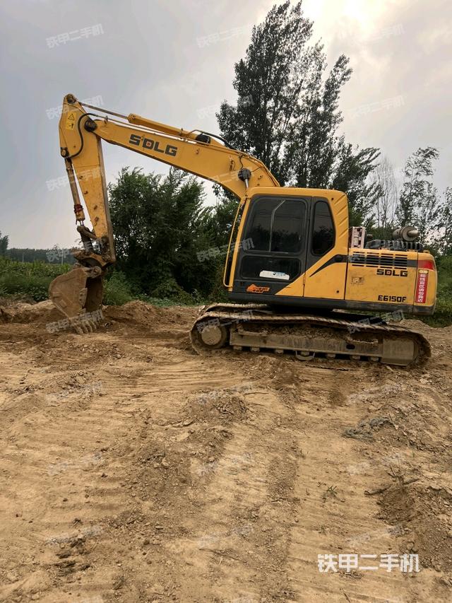 山東臨工E6150F挖掘機(jī)