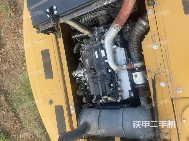 發(fā)動(dòng)機(jī)整體俯視(整機(jī)外觀) 發(fā)動(dòng)機(jī)整體俯視(整機(jī)外觀)
