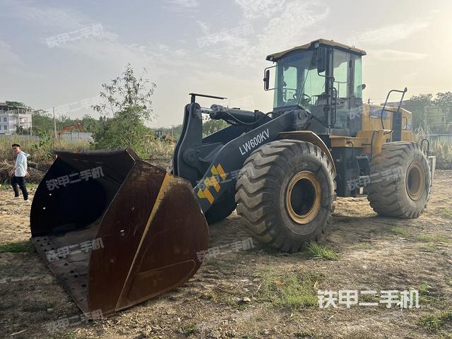 整机右后45°（整机外观及大件）