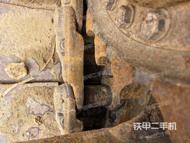 左托鏈輪和鏈筋(行走機(jī)構(gòu)) 左托鏈輪和鏈筋(行走機(jī)構(gòu))