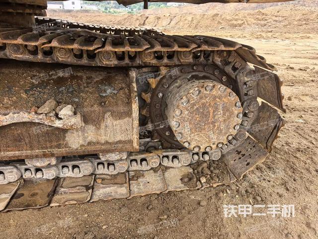 左驅(qū)動(dòng)輪(行走機(jī)構(gòu)) 左驅(qū)動(dòng)輪(行走機(jī)構(gòu))