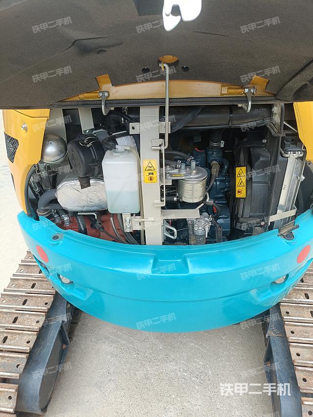 发动机整体俯视（整机外观）