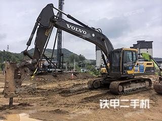 黄冈沃尔沃EC210D挖掘机实拍图片