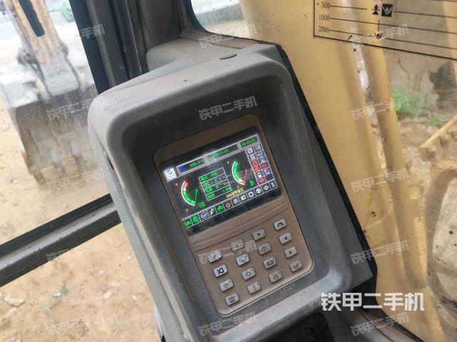 小時(shí)表(駕駛室部分) 小時(shí)表(駕駛室部分)