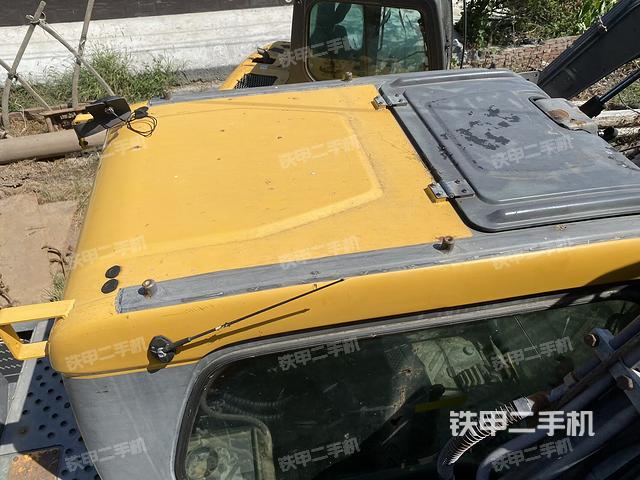 駕駛室頂部俯視(上車部件) 駕駛室頂部俯視(上車部件)