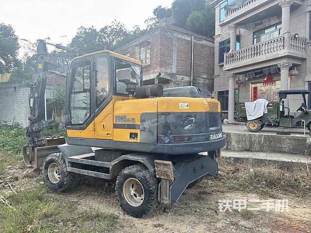 单侧履带整体（整机外观）