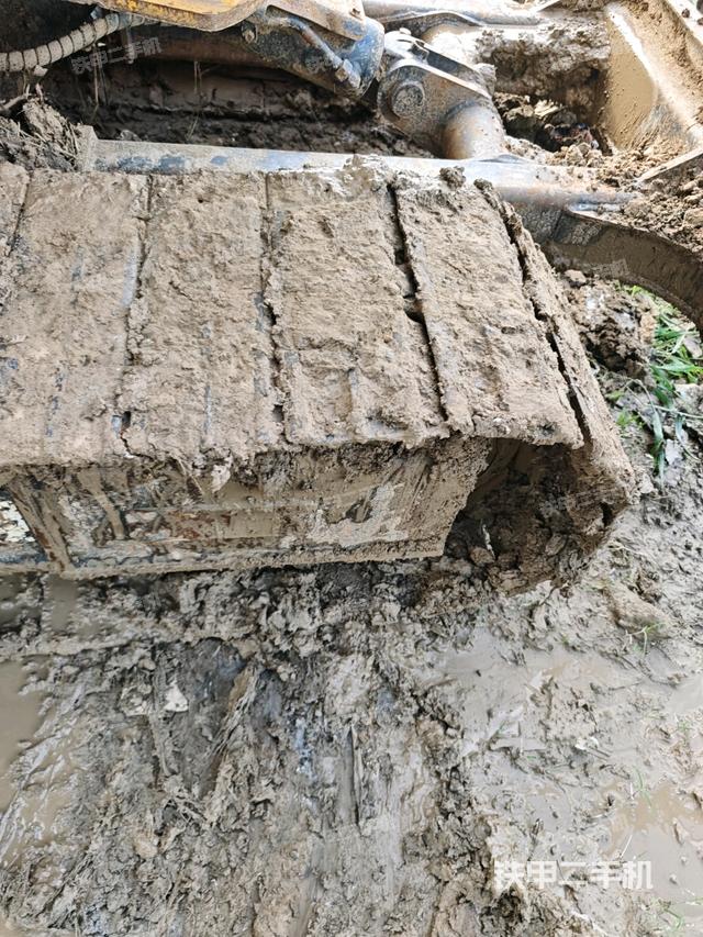 左托鏈輪和鏈筋(行走機(jī)構(gòu)) 左托鏈輪和鏈筋(行走機(jī)構(gòu))