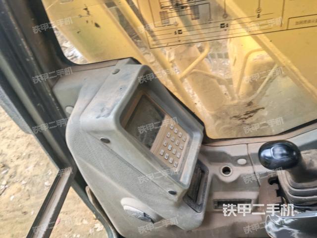顯示屏?(駕駛室部分) 顯示屏?(駕駛室部分)
