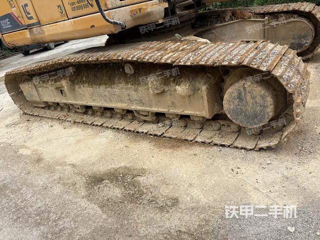 左導(dǎo)向輪(行走機構(gòu)) 左導(dǎo)向輪(行走機構(gòu))