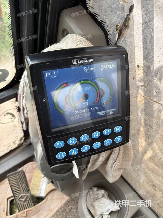 后窗玻璃角標(biāo)(駕駛室部分) 后窗玻璃角標(biāo)(駕駛室部分)