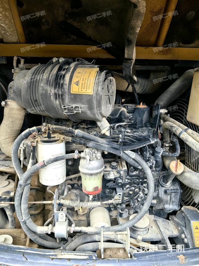 發(fā)動機室(上車部件) 發(fā)動機室(上車部件)
