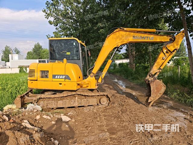 大臂整體?右側(cè)(工作和回轉(zhuǎn)裝置) 大臂整體?右側(cè)(工作和回轉(zhuǎn)裝置)