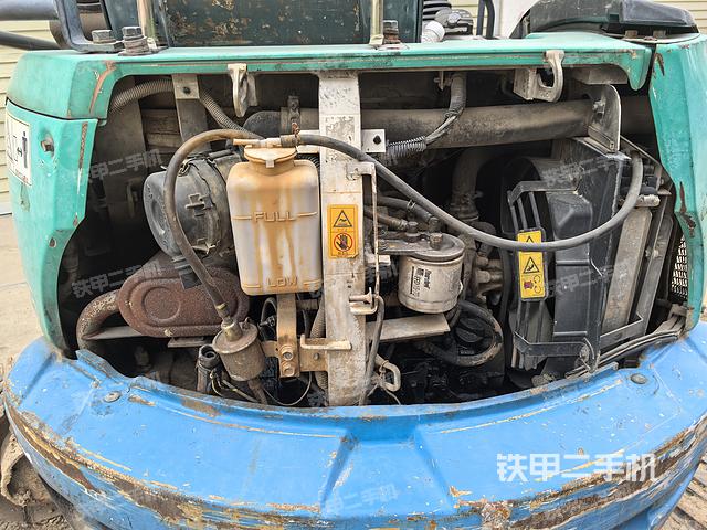 发动机整体俯视（整机外观）