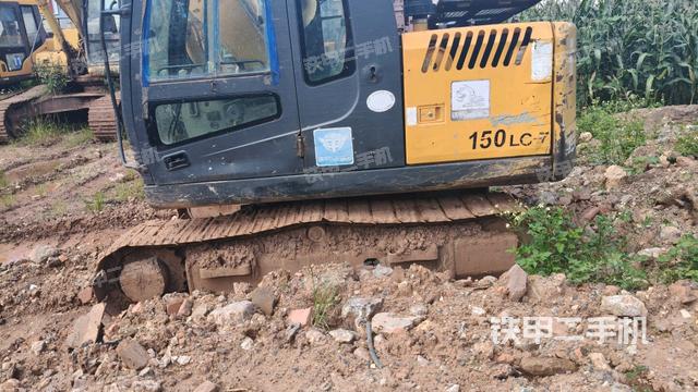 現(xiàn)代R110-7挖掘機(jī)