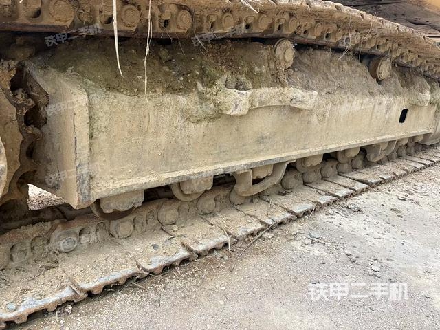 左驅(qū)動輪(行走機構(gòu)) 左驅(qū)動輪(行走機構(gòu))