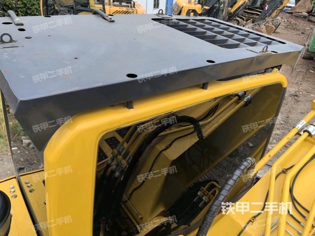駕駛室頂部俯視(上車部件) 駕駛室頂部俯視(上車部件)